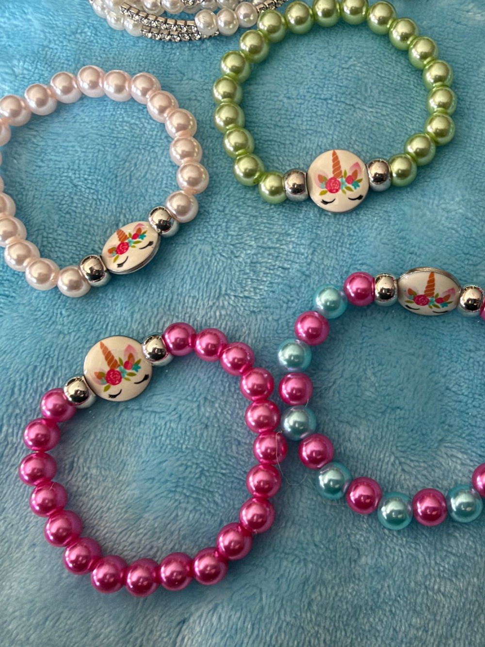 Girls bracelet lot of 8